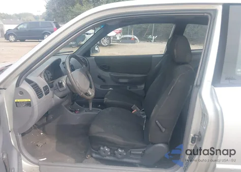 2005 Hyundai Accent Gls/Gt from USA, damaged, VIN KMHCG35CX5U326753